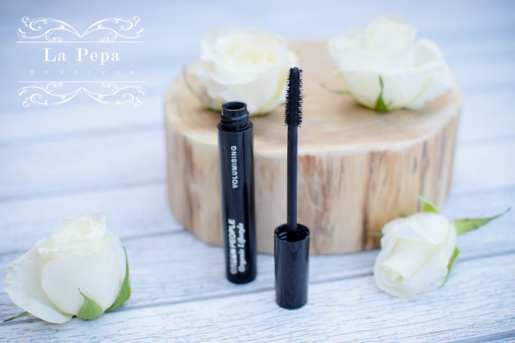 Green People Volumising mascara review