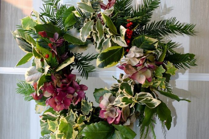 DIY Natural Christmas wreath DIY Natural Christmas wreath