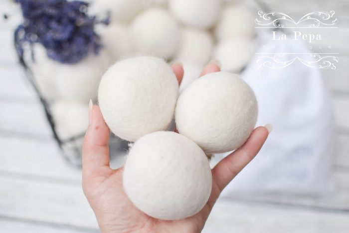 Eco Chic | Set of 5 Eco Friendly Handmade Wool Dryer Balls 1